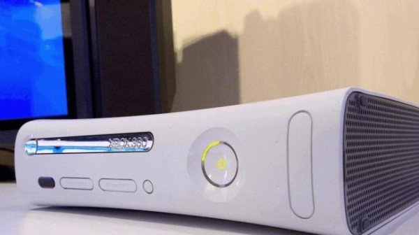 万光证券 微软Xbox的豪赌：烧掉120亿美元换来的荣耀与隐忧